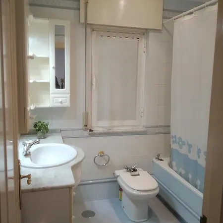 Apartamento Centrico, Tranquilo Y Con Jardín *